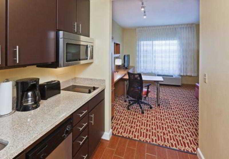 Towneplace Suites By Marriott Tulsa North/Owasso Екстериор снимка
